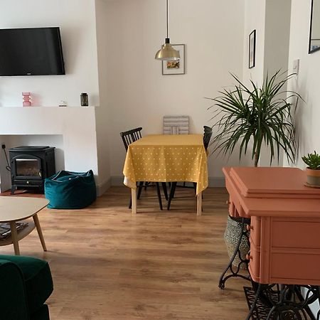 The Nook - A Stylish Apartment With Garden, Near The Beach バーウィック・アポン・ツイード エクステリア 写真