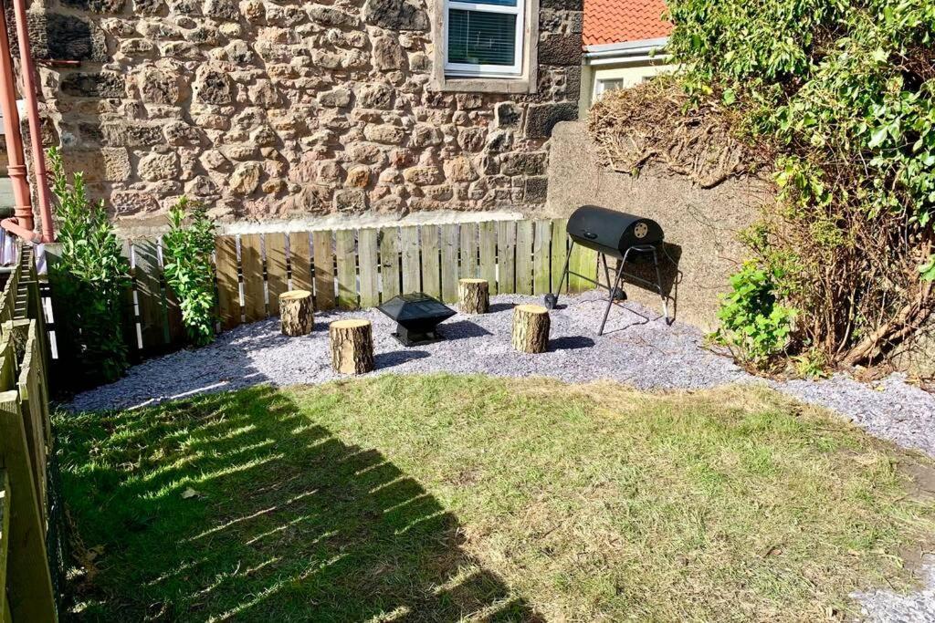 The Nook - A Stylish Apartment With Garden, Near The Beach バーウィック・アポン・ツイード エクステリア 写真