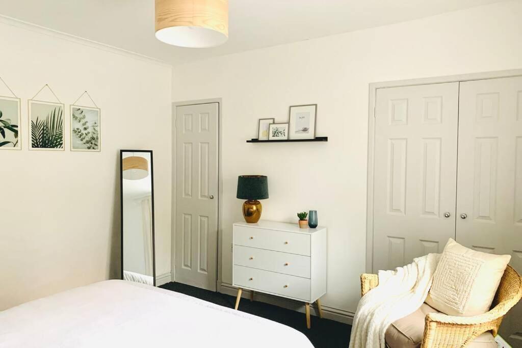The Nook - A Stylish Apartment With Garden, Near The Beach バーウィック・アポン・ツイード エクステリア 写真