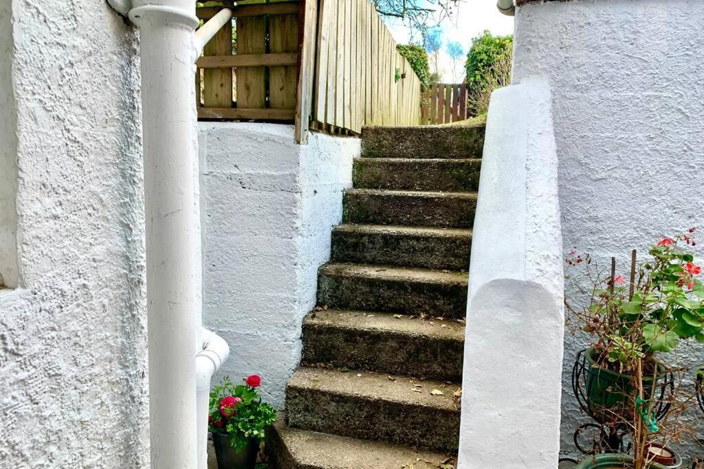 The Nook - A Stylish Apartment With Garden, Near The Beach バーウィック・アポン・ツイード エクステリア 写真